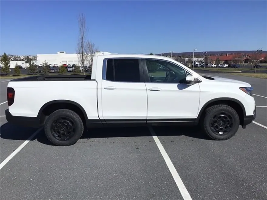 2025 Honda Ridgeline RTL photo 1