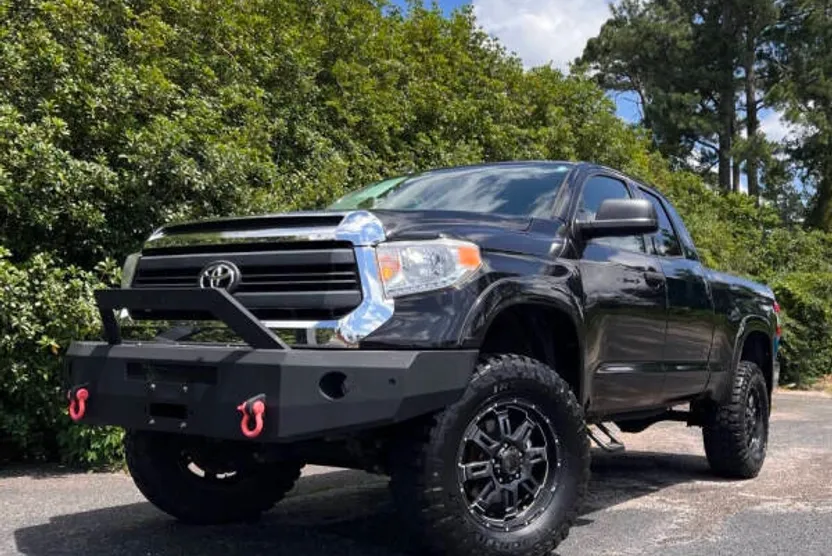 2014 Toyota Tundra SR5 photo 1