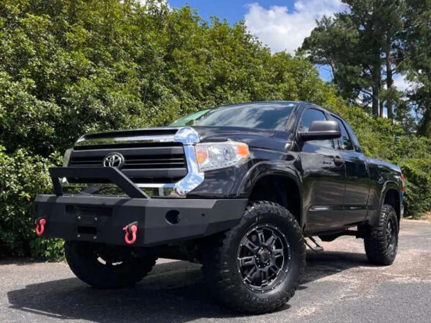 2014 Toyota Tundra SR5 photo 1
