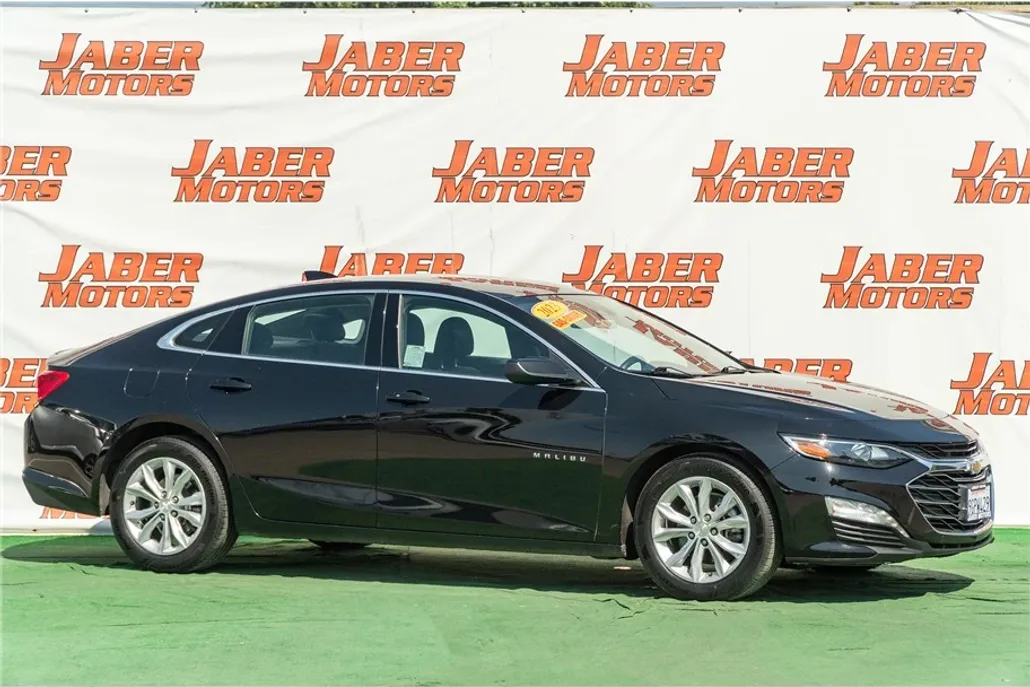 2023 Chevrolet Malibu 1LT photo 1