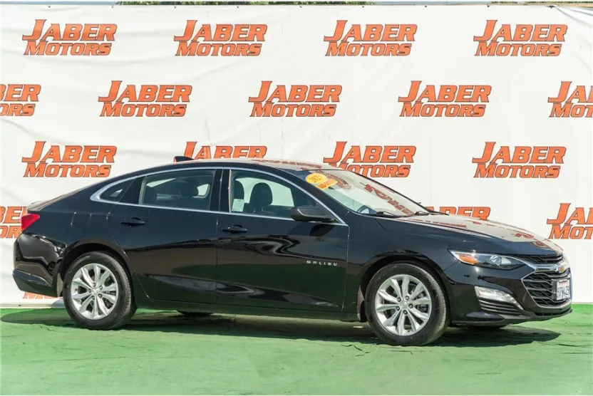 2023 Chevrolet Malibu 1LT photo 1