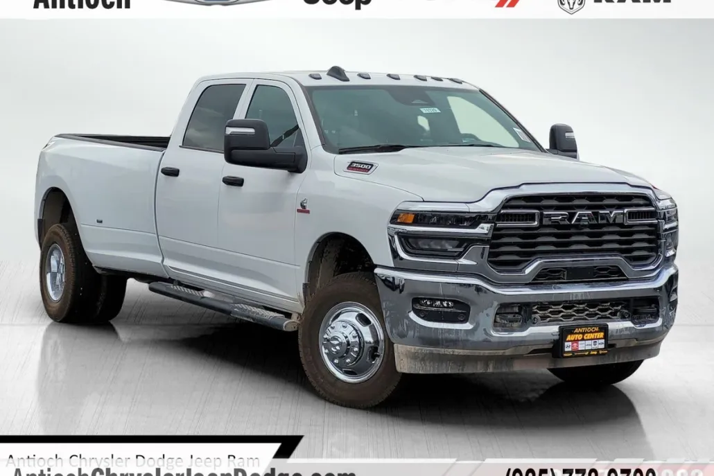 2026 Ram 3500 Tradesman photo 1