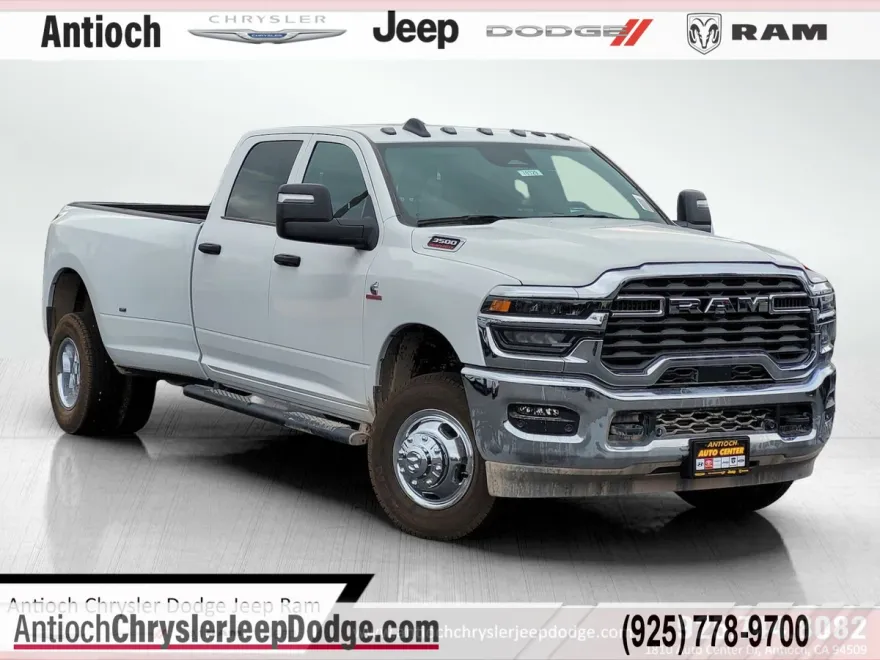 2026 Ram 3500 Tradesman photo 1