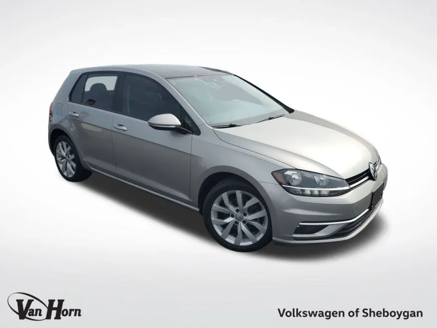 2019 Volkswagen Golf SE photo 1