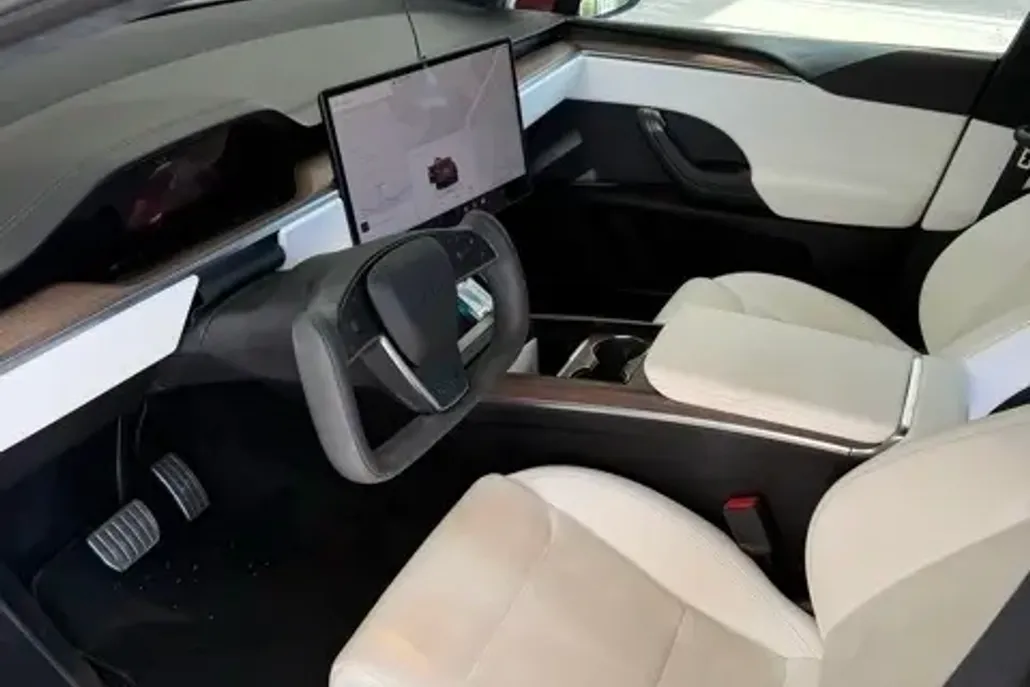 2022 Tesla Model X photo 1