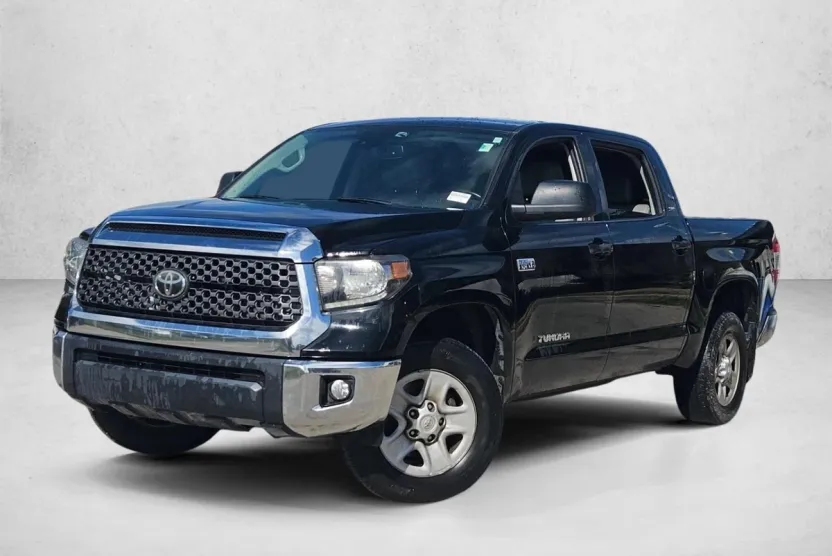 2020 Toyota Tundra SR5 CrewMax photo 1