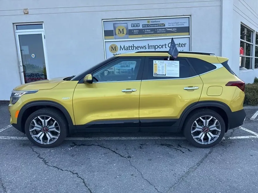 2022 Kia Seltos SX photo 1