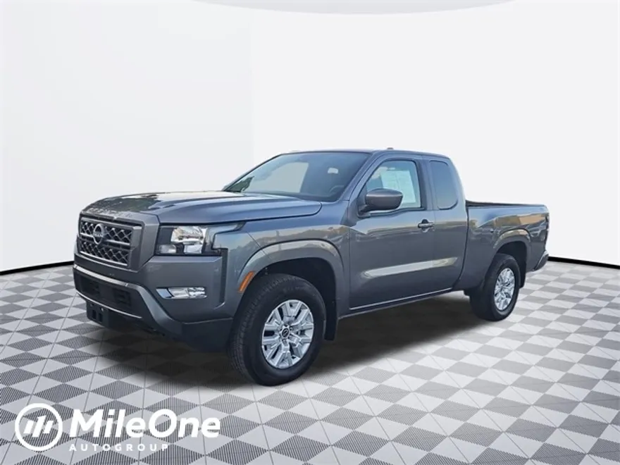 2024 Nissan Frontier SV photo 1