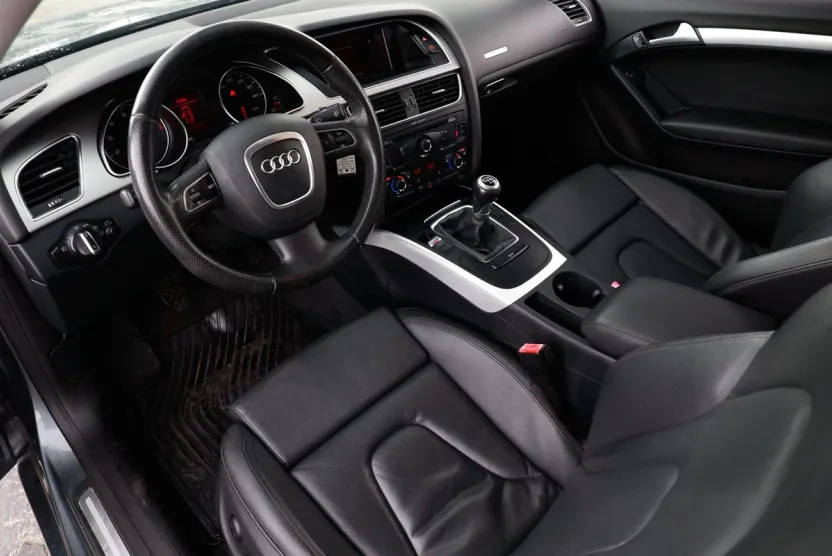 2012 Audi A5 Quattro 2.0T Premium Plus photo 1