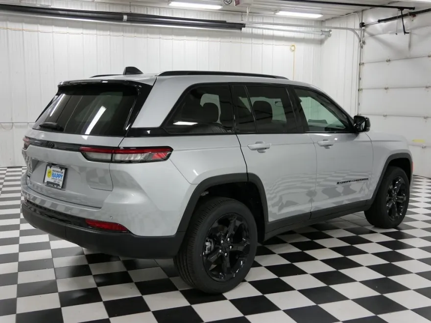 2025 Jeep Grand Cherokee Altitude X photo 1