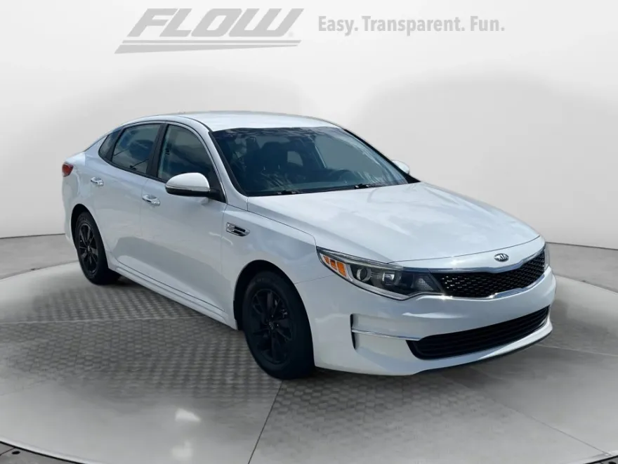 2018 Kia Optima LX photo 1