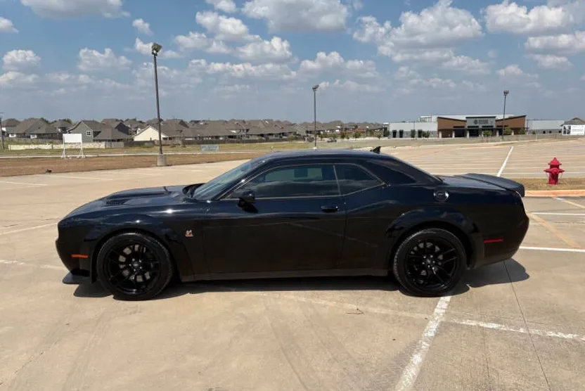 2020 Dodge Challenger R/T Scat Pack photo 1