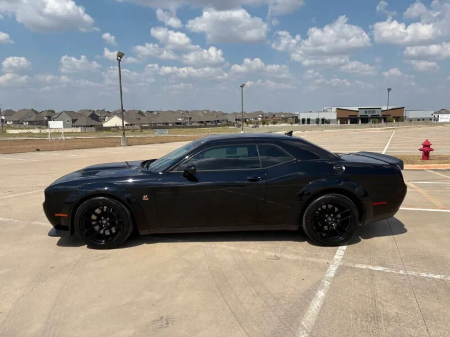 2020 Dodge Challenger R/T Scat Pack photo 1