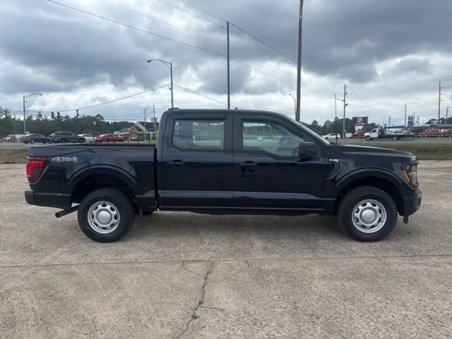2024 Ford F-150 XL photo 1