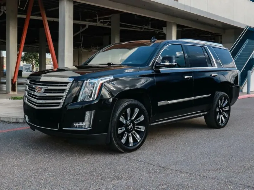 2018 Cadillac Escalade Platinum Sport photo 1