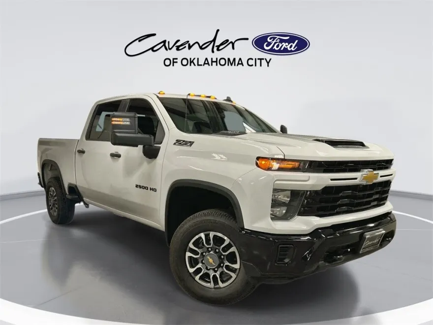 2024 Chevrolet Silverado 2500HD Custom Z71 photo 1