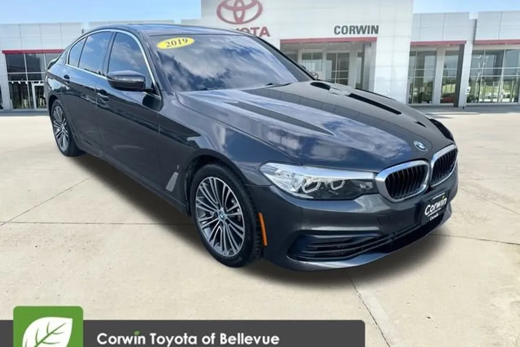 2019 Bmw 530e xDrive Sedan photo 1