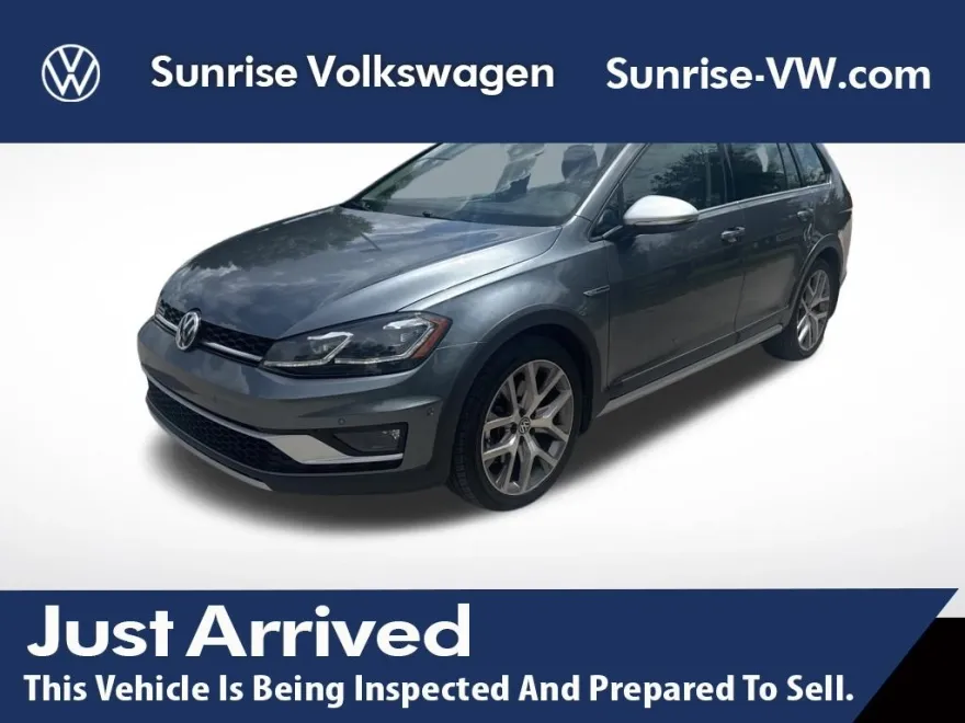 2019 Volkswagen Golf Alltrack TSI SEL photo 1
