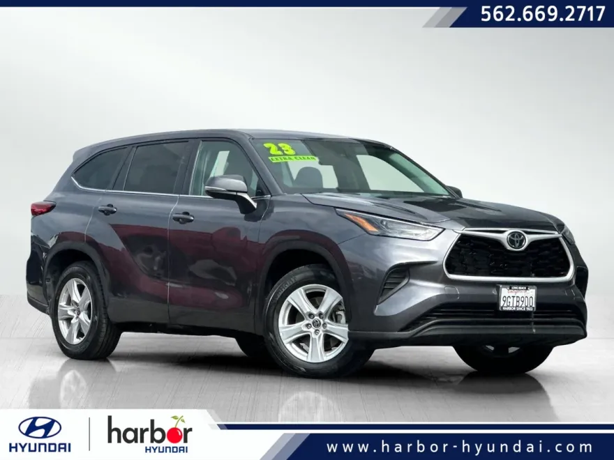 2023 Toyota Highlander L photo 1