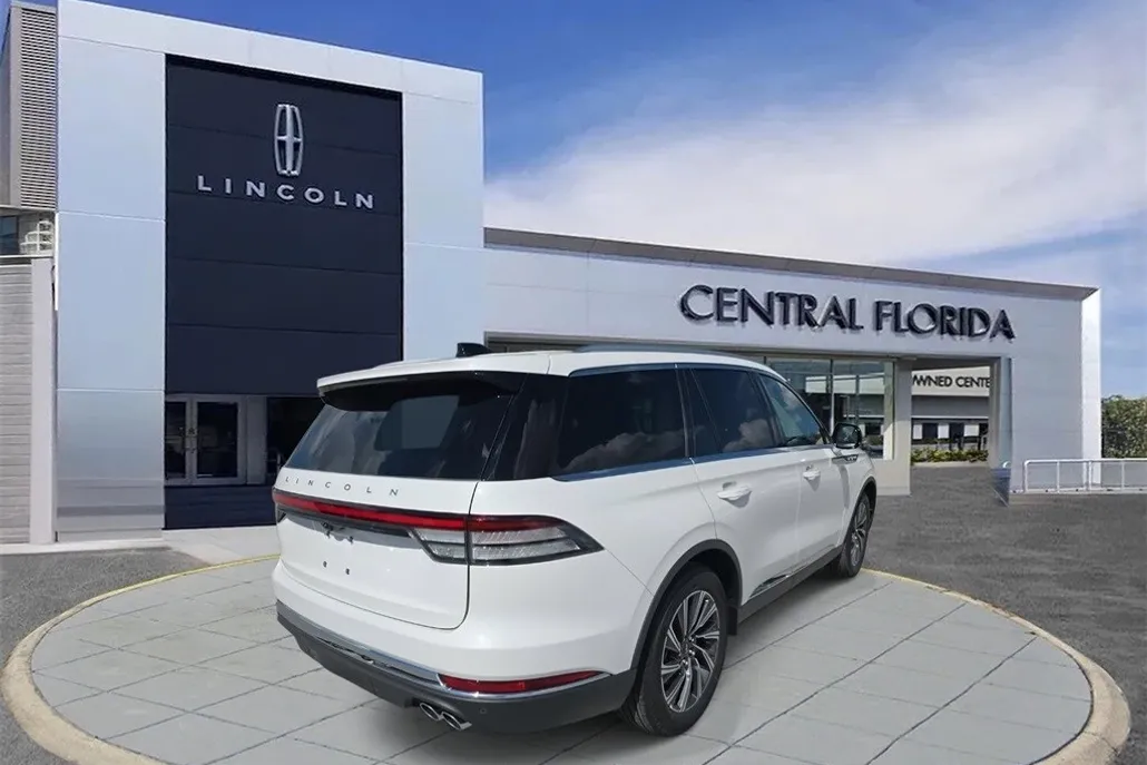 2025 Lincoln Aviator Premiere photo 1