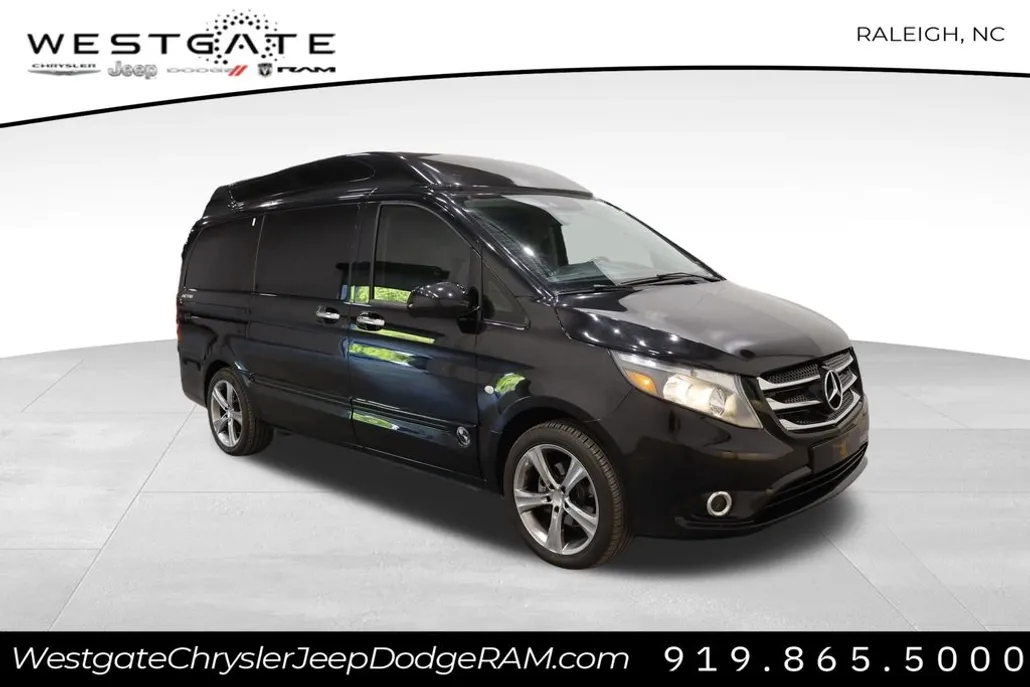 2016 Mercedes Benz Metris Passenger Van photo 1