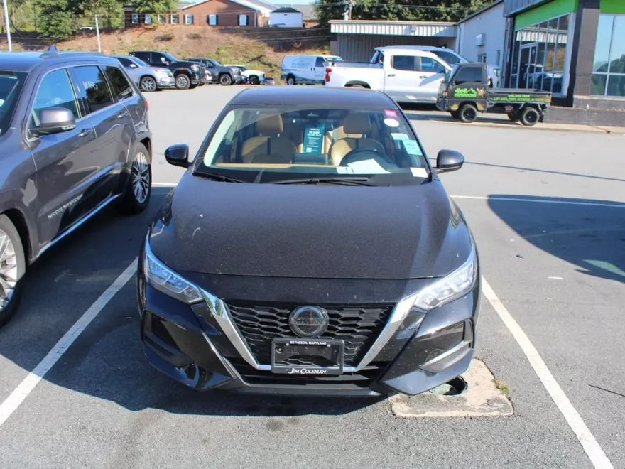 2023 Nissan Sentra SV photo 1