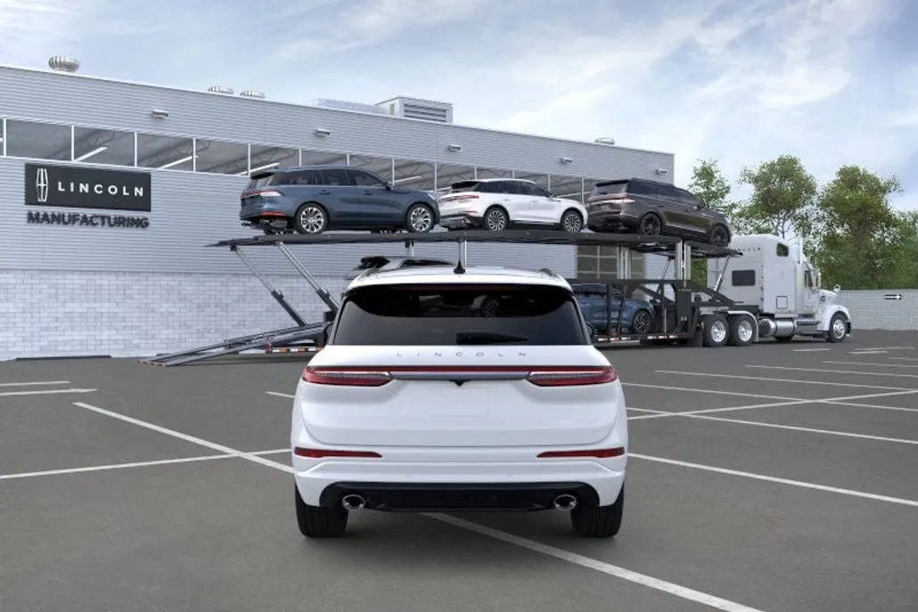 2025 Lincoln Corsair Premiere photo 1