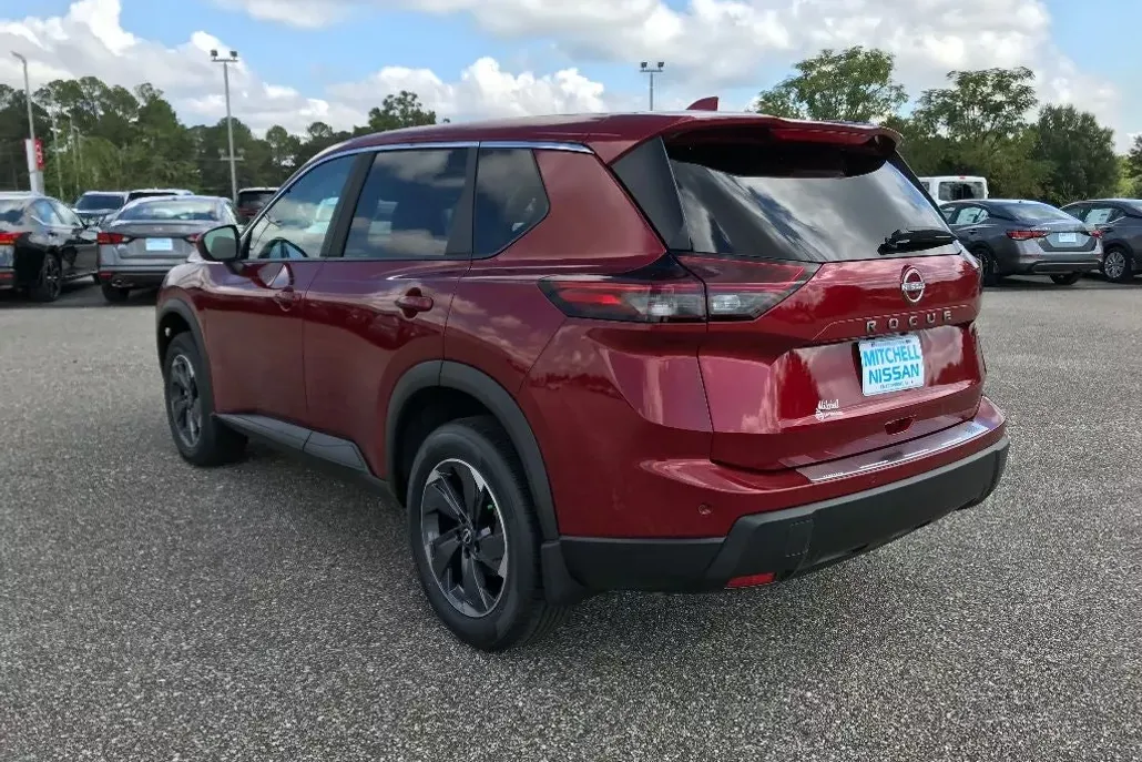 2026 Nissan Rogue SV photo 1