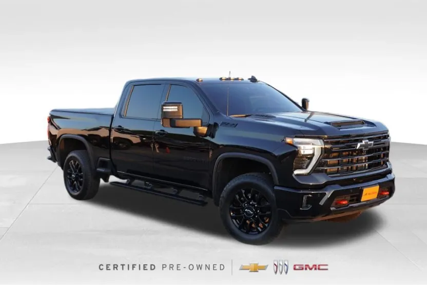 2025 Chevrolet Silverado 3500HD LTZ Trail Boss photo 1