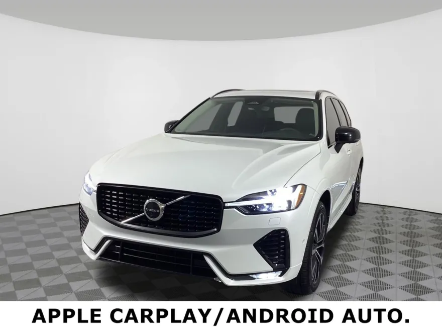 2023 Volvo XC60 B5 Plus photo 1