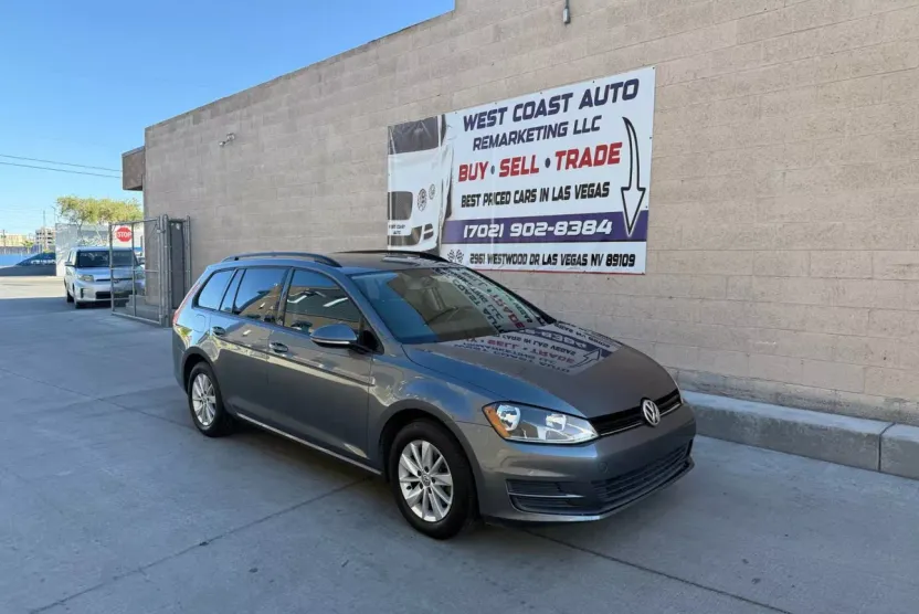 2015 Volkswagen Golf SportWagen TSI S photo 1