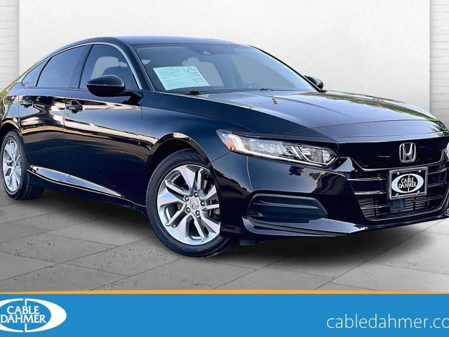 2018 Honda Accord LX 1.5T photo 1