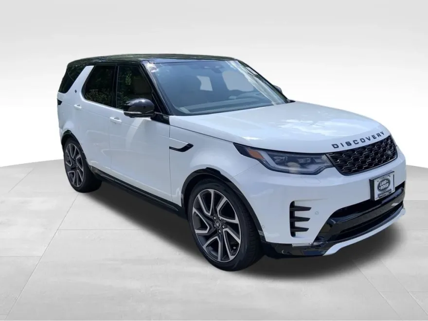2025 Land Rover Discovery SE photo 1