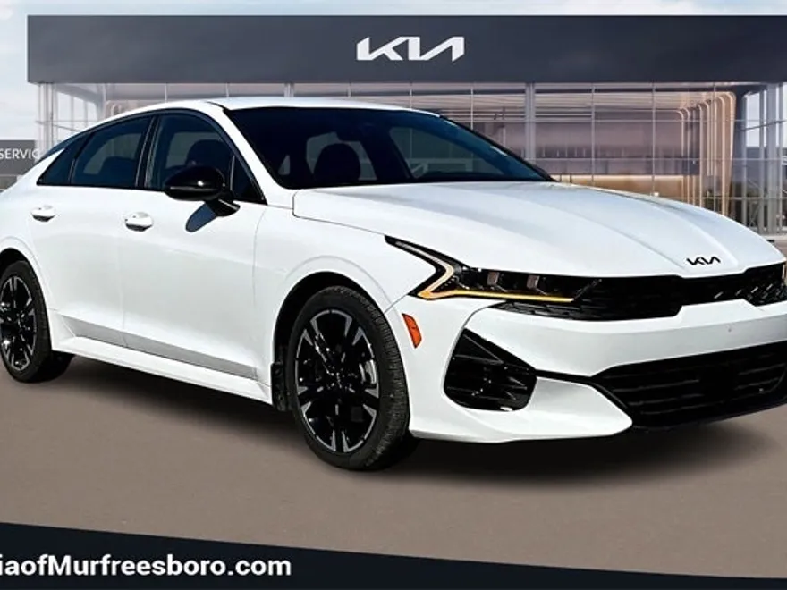 2023 Kia K5 GT-Line photo 1
