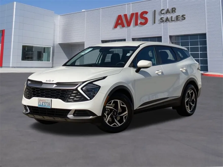 2024 Kia Sportage LX photo 1