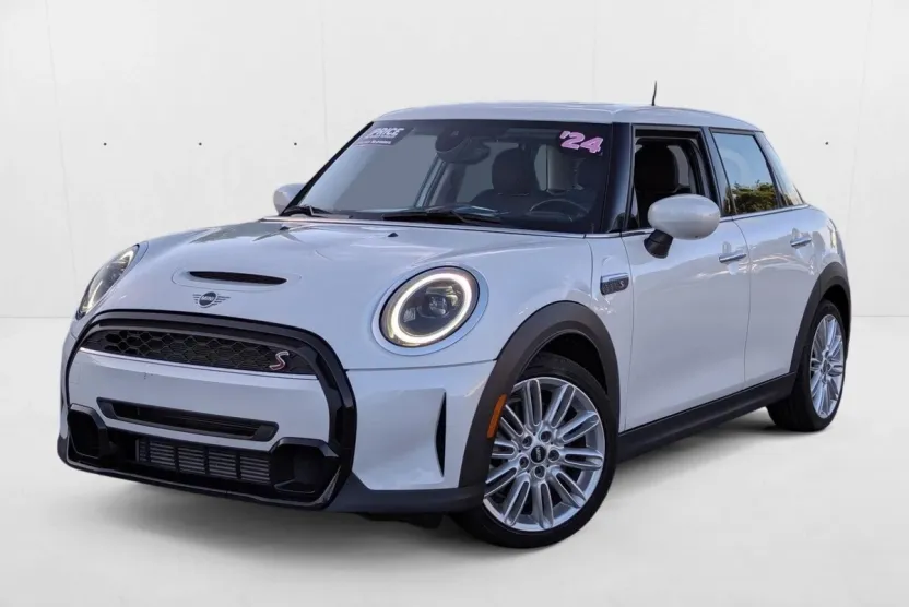 2024 Mini Cooper Hardtop S photo 1