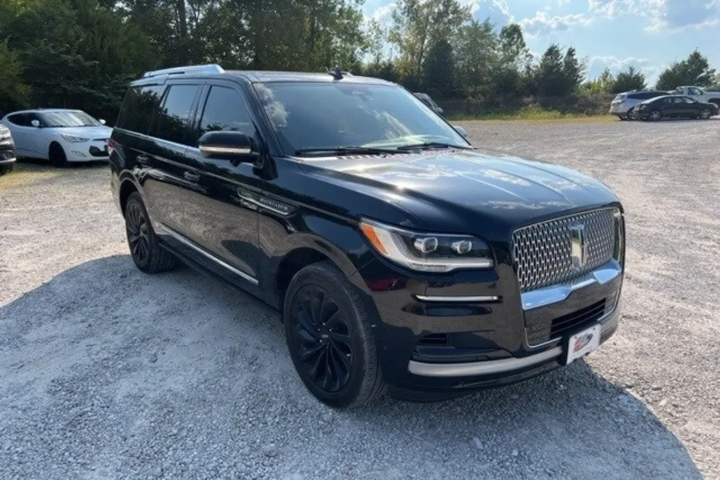 2022 Lincoln Navigator Reserve photo 1