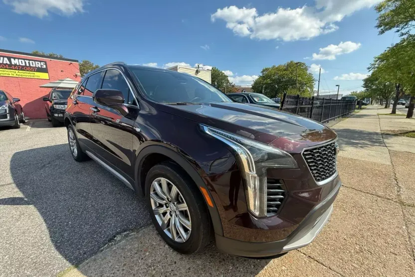 2020 Cadillac XT4 Premium Luxury Sport photo 1