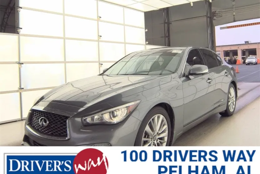 2022 Infiniti Q50 LUXE photo 1