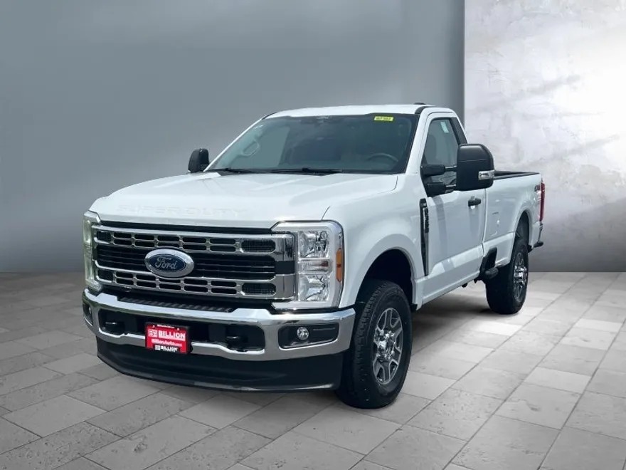 2025 Ford F-350 XLT photo 1