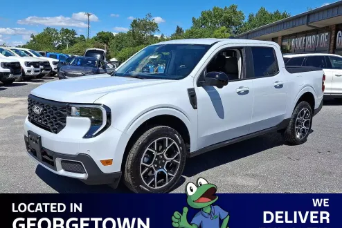 2025 Ford Maverick Lariat photo 1