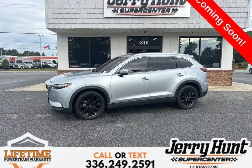 2022 Mazda CX-9 Touring photo 1