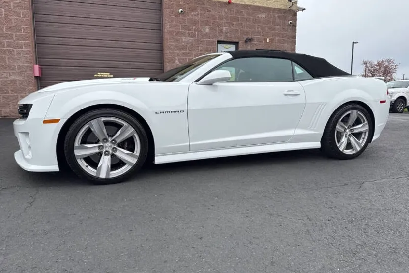 2014 Chevrolet Camaro ZL1 photo 1