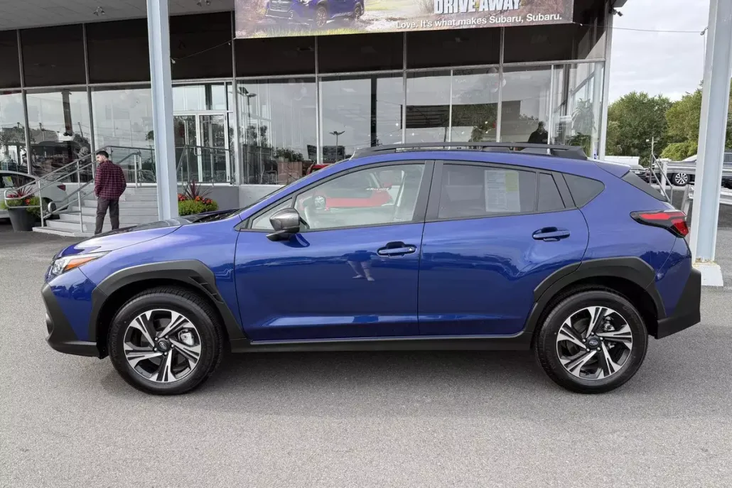 2025 Subaru Crosstrek Premium photo 1