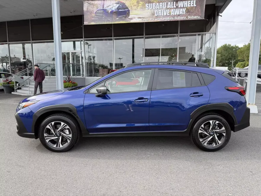 2025 Subaru Crosstrek Premium photo 1