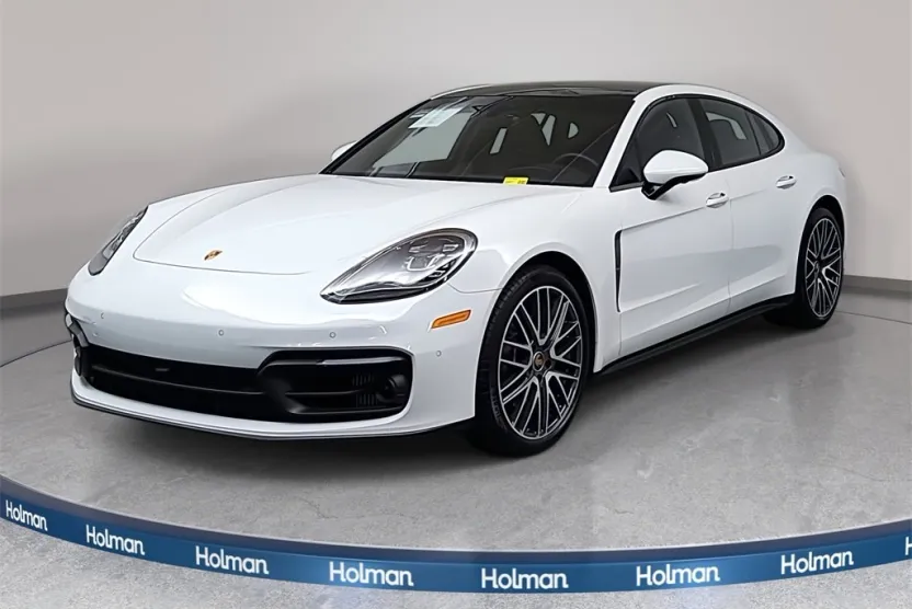 2023 Porsche Panamera 4 Platinum photo 1