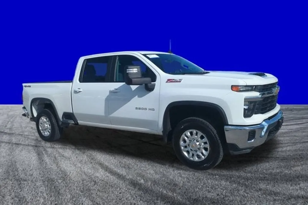 2024 Chevrolet Silverado 2500HD LT photo 1