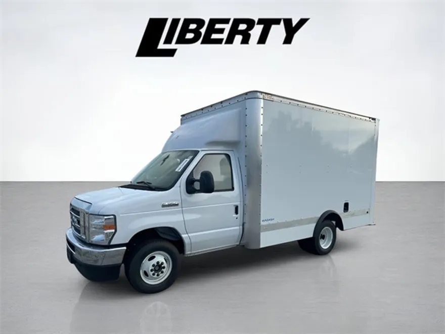 2025 Ford E-350 photo 1