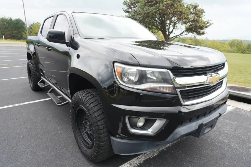 2018 Chevrolet Colorado LT photo 1