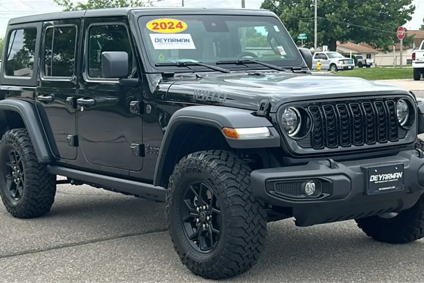 2024 Jeep Wrangler Willys photo 1